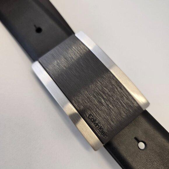 Calvin Klein leather belt - Picture 2 of 8